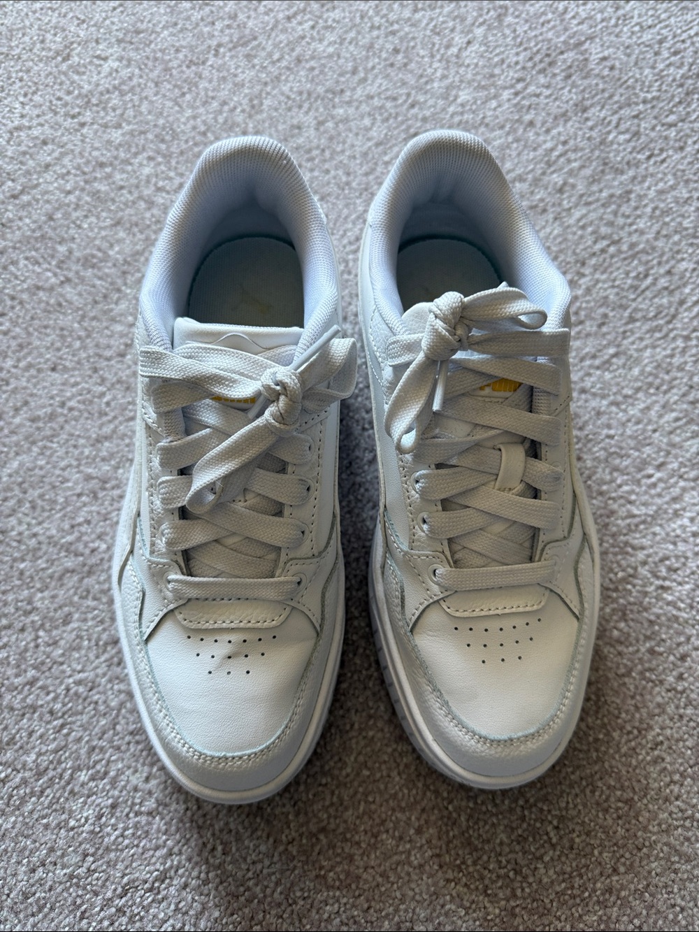 Puma White Platform Sneakers with Daisy Embroidery and Gold Logo - Picture 2 of 7